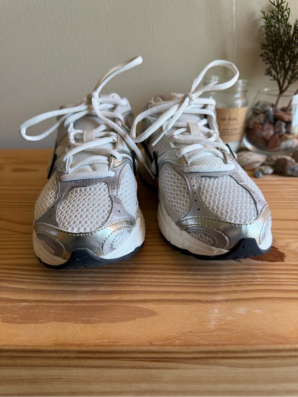 Nike - Picture 2 of 6